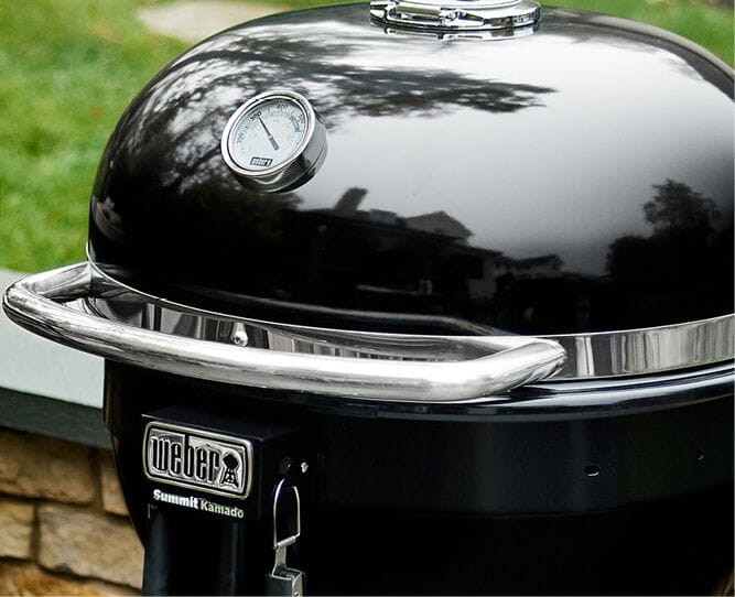 Summit_Kamado_PDP_Features3.jpg